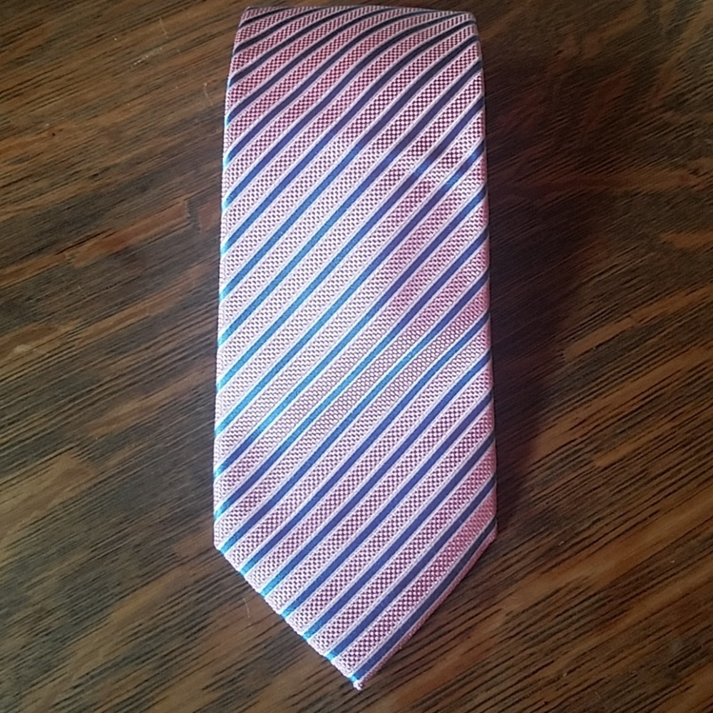 Neck tie